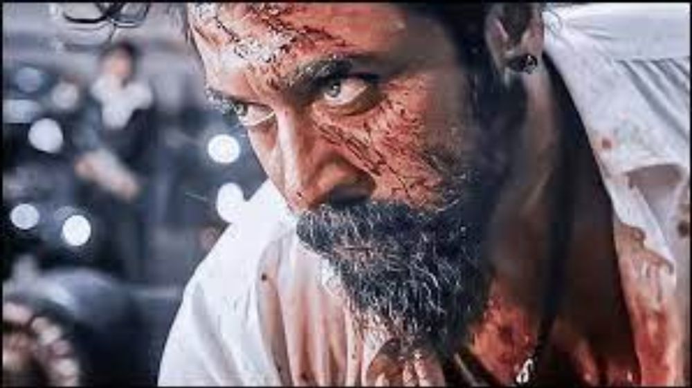 Suriya reveals the person behind the terrifying look of Rolex sir in 'Vikram'!  - Viral BTS photo - Tamil News - IndiaGlitz.com